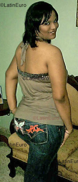 Date this stunning Dominican Republic girl Jeydy from Santo  Domingo N-125
