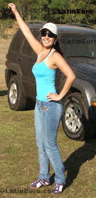 Date this sultry Mexico girl IN-1357 from Mexico City N-1357