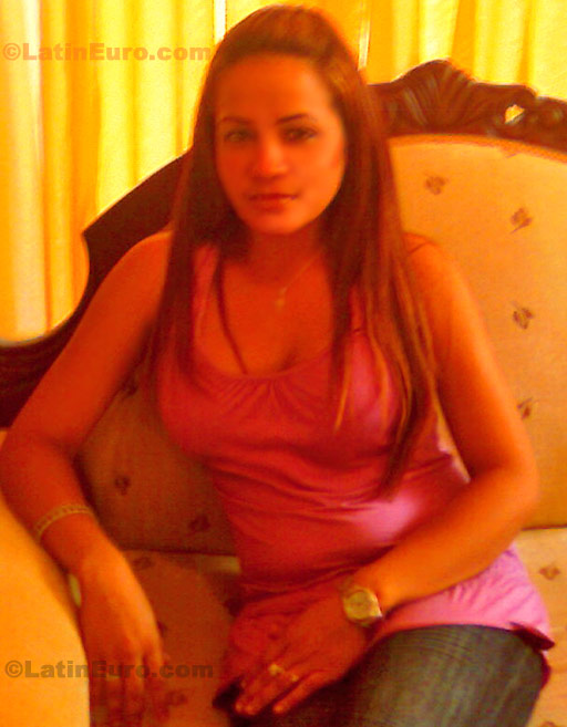 Date this exotic Dominican Republic girl Yenny from Santiago N-1534