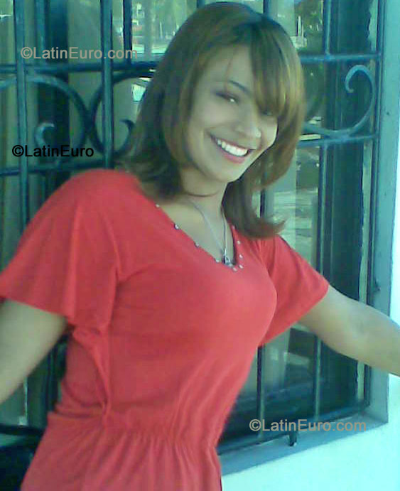 Date this passionate Dominican Republic girl Altagracia from La Romana N-1556