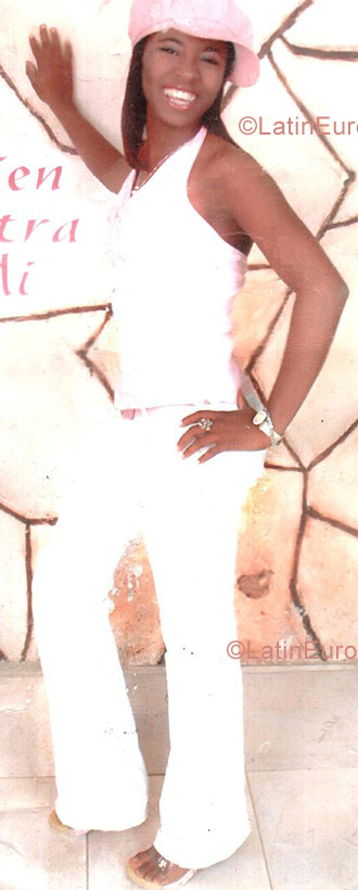 Date this stunning Dominican Republic girl Norma from San Pedro de Macoris N-277