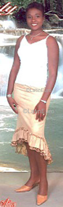 Date this beautiful Dominican Republic girl Yuly from  N-325