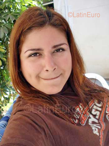 Date this charming Peru girl Dahjana from Lima N-331