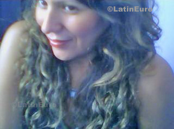 Date this young Peru girl Blanca from Lima N-446