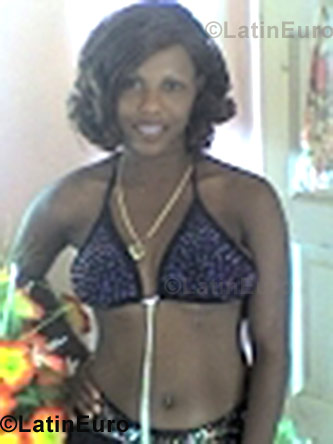 Date this nice looking Any Country girl Kafhica from  N-597