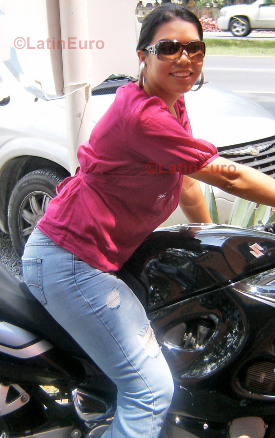 Date this exotic Mexico girl Dayane from  N-612