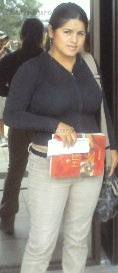 Date this charming Peru girl Liseth from Chiclayo N-795