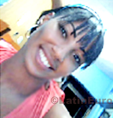 Date this passionate Dominican Republic girl Kenia from Boca Chica N-798