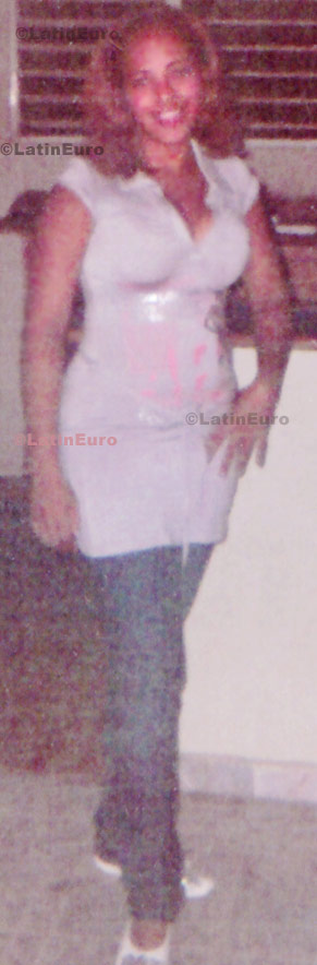 Date this happy Dominican Republic girl Carmen from Santiago N-812
