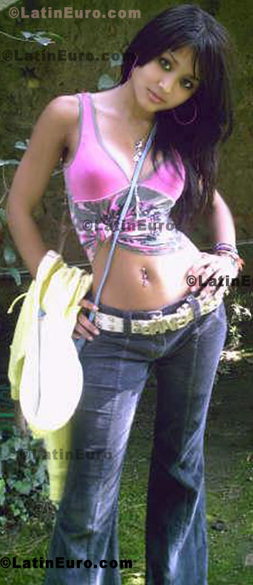 Date this young Any Country girl Brishet from Lima N-988