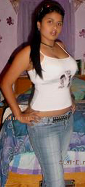 Date this georgeous Dominican Republic girl Maritza from Santiago N1247