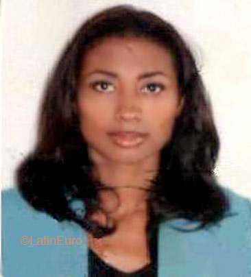 Date this voluptuous Dominican Republic girl Lissette from Santo Domingo N1398