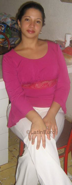 Date this delightful Panama girl Yariela from  N1461