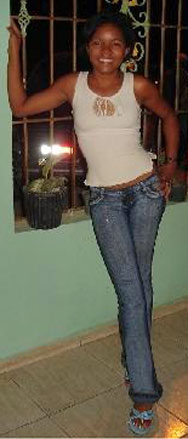 Date this voluptuous Any Country girl Andrea from  N1475