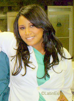 Date this foxy Dominican Republic girl Iro from Santo Domingo N1568