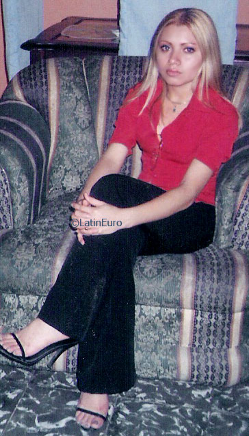 Date this tall Honduras girl Karen from Choloma N1648