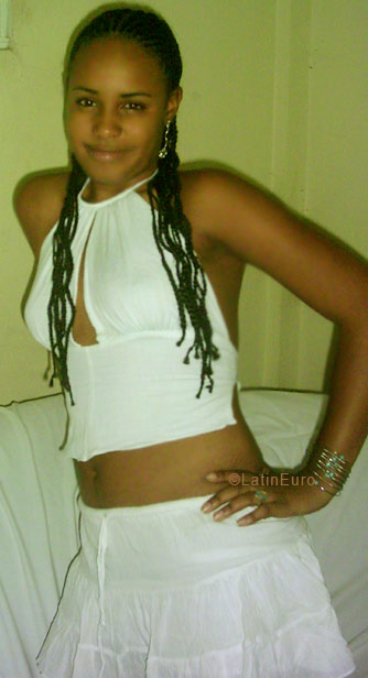 Date this tall Dominican Republic girl Gisell from Bonao N1896