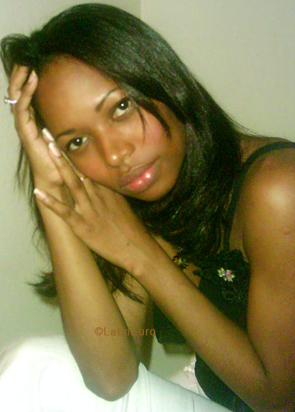 Date this happy Dominican Republic girl Landy from Santo Domingo N1981