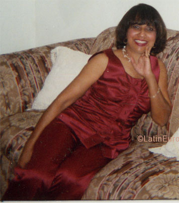 Date this cute Dominican Republic girl Maria from Santo Domingo N2112