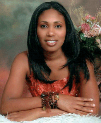 Date this happy Dominican Republic girl Giovanna from Santiago N2153