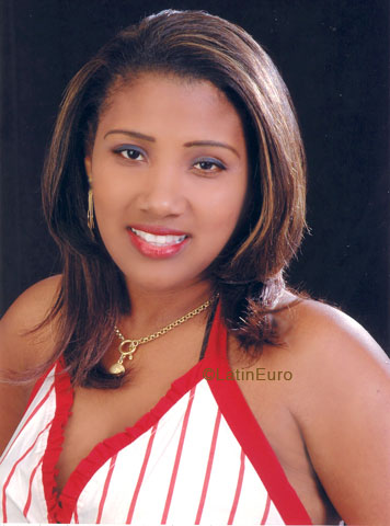 Date this passionate Dominican Republic girl Cira from  N2278