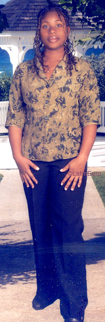 Date this delightful Jamaica girl Nasheewi from Kingston N2288