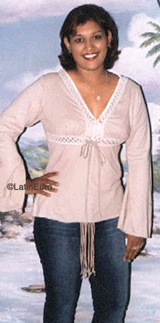 Date this delightful Trinidad and Tobago girl Cindy from  N2406