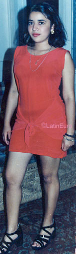 Date this charming Honduras girl Lilian> from Comayagua N2443