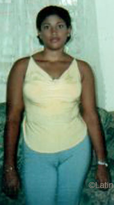 Date this good-looking Dominican Republic girl Canel from Santo Domingo N138