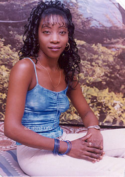 Date this tall Dominican Republic girl Lucia from Santo Domingo N2478