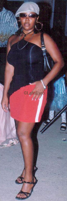 Date this stunning Any Country girl Raquel from  N2593