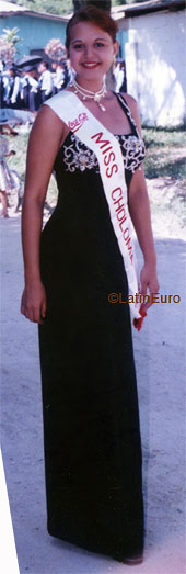 Date this georgeous Honduras girl Denis from Choloma N2654