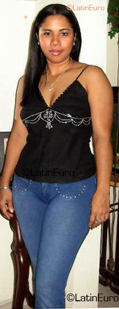 Date this hot Any Country girl Mary from  N268