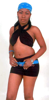Date this georgeous Dominican Republic girl Santa from San Cristobal N2714