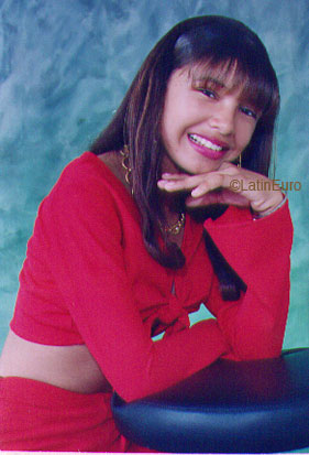 Date this attractive Dominican Republic girl Dariana from La Romana N2899