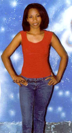 Date this pretty Dominican Republic girl Fatima from  N2922