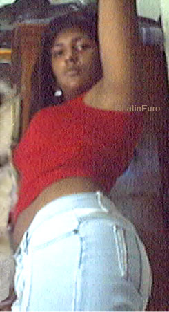 Date this athletic United States girl Santimer from Danbury N3027