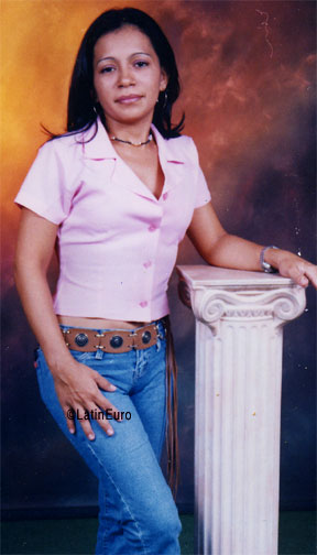 Date this fun Honduras girl Maria from La Ceiba N3082