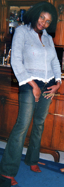 Date this hard body France girl Amie from  N3093