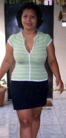 Date this beautiful Honduras girl Nelly from  N3255