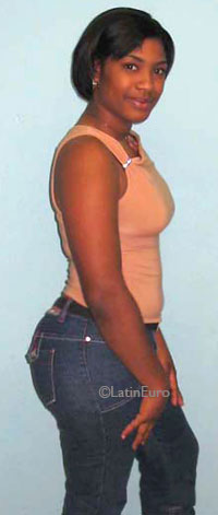 Date this funny Dominican Republic girl Elizabeth from Santo Domingo N3266