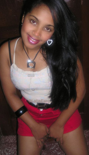 Date this exotic Dominican Republic girl Arisleyda from Santiago N3275