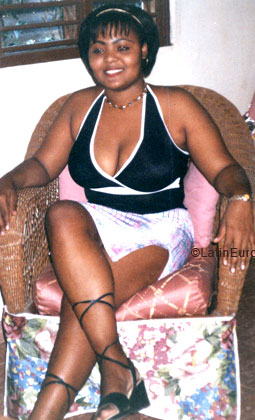 Date this sensual Dominican Republic girl Dominga from  N3285