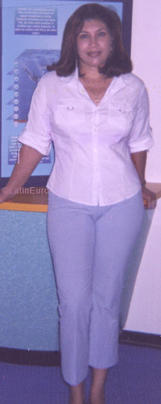 Date this beautiful Honduras girl Maria from Tegucigalpa N3291