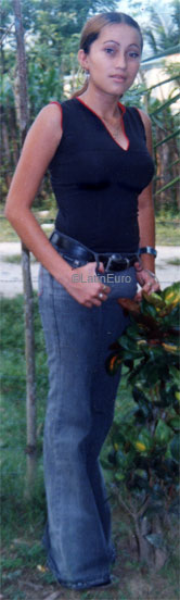 Date this good-looking Honduras girl Delmis from  N3293