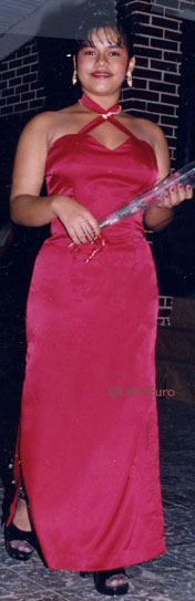 Date this nice looking Honduras girl Fatima> from  N3360