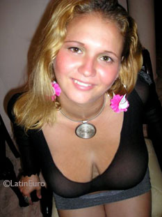 Date this sultry Dominican Republic girl Daisy from Santiago N3364