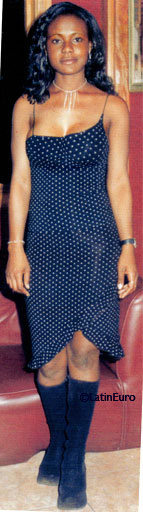 Date this tall France girl Aurelie from  N3421