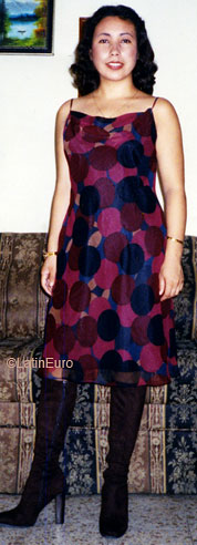 Date this foxy Honduras girl Maria from San Pedro Sula N3447