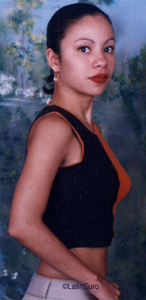 Date this foxy Honduras girl Gina from  N3454